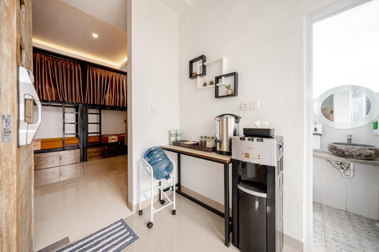 Batununggul The Moon Hostel מראה חיצוני תמונה